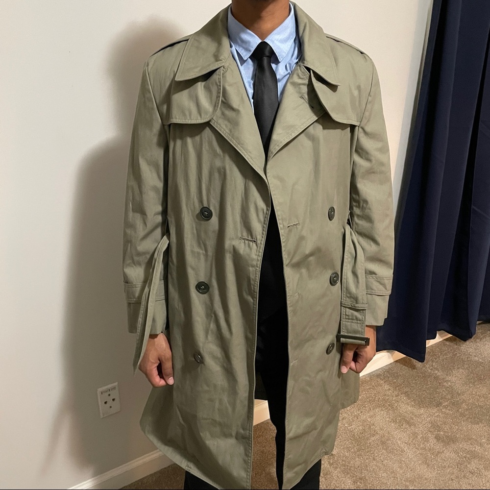 Men’s Tan Trench Coat - Picture 5 of 11